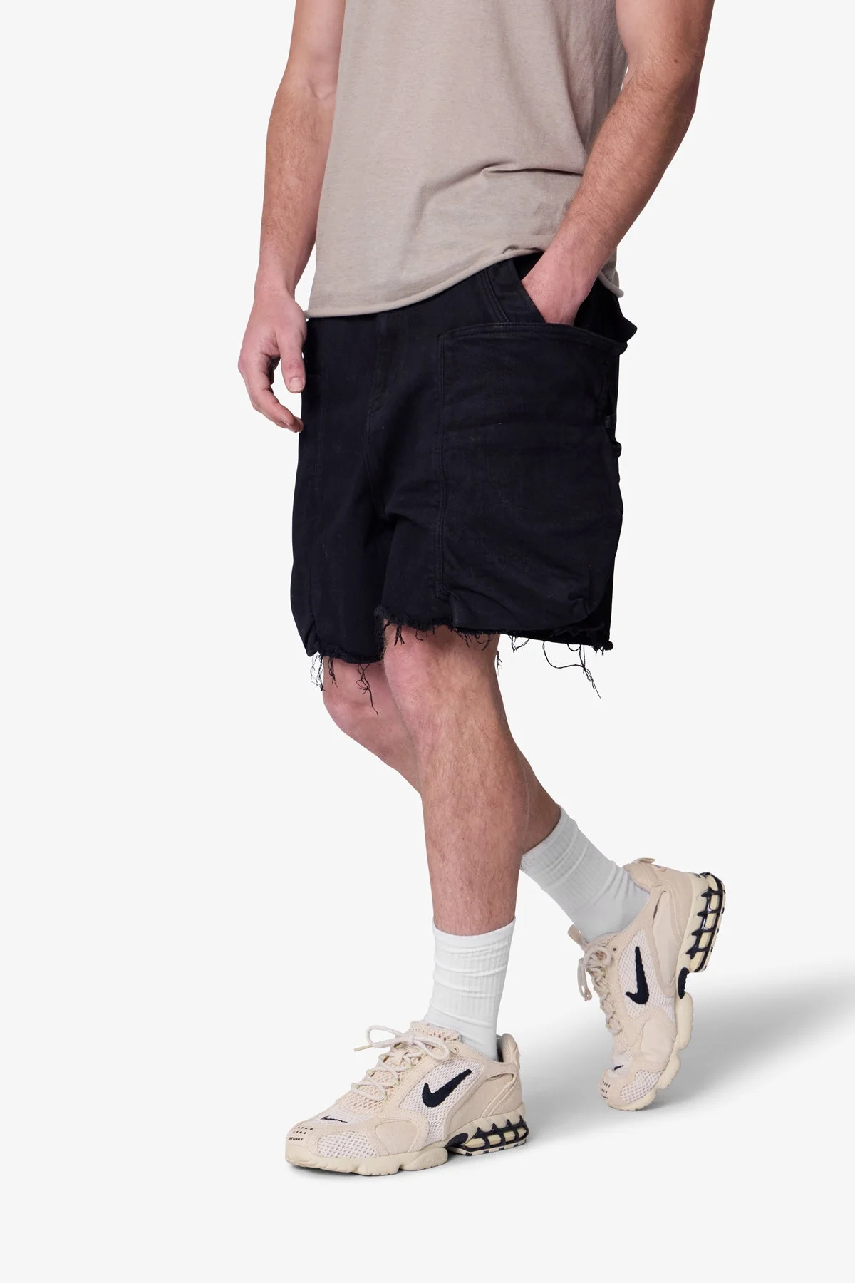 Roughed Pocket Cargo Shorts - Black