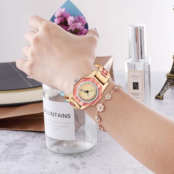 Womens Wooden Watch with All Wood Strap Analog Classic Design Colorful Bamboo Ladies Watches for Women, Couples Q1062