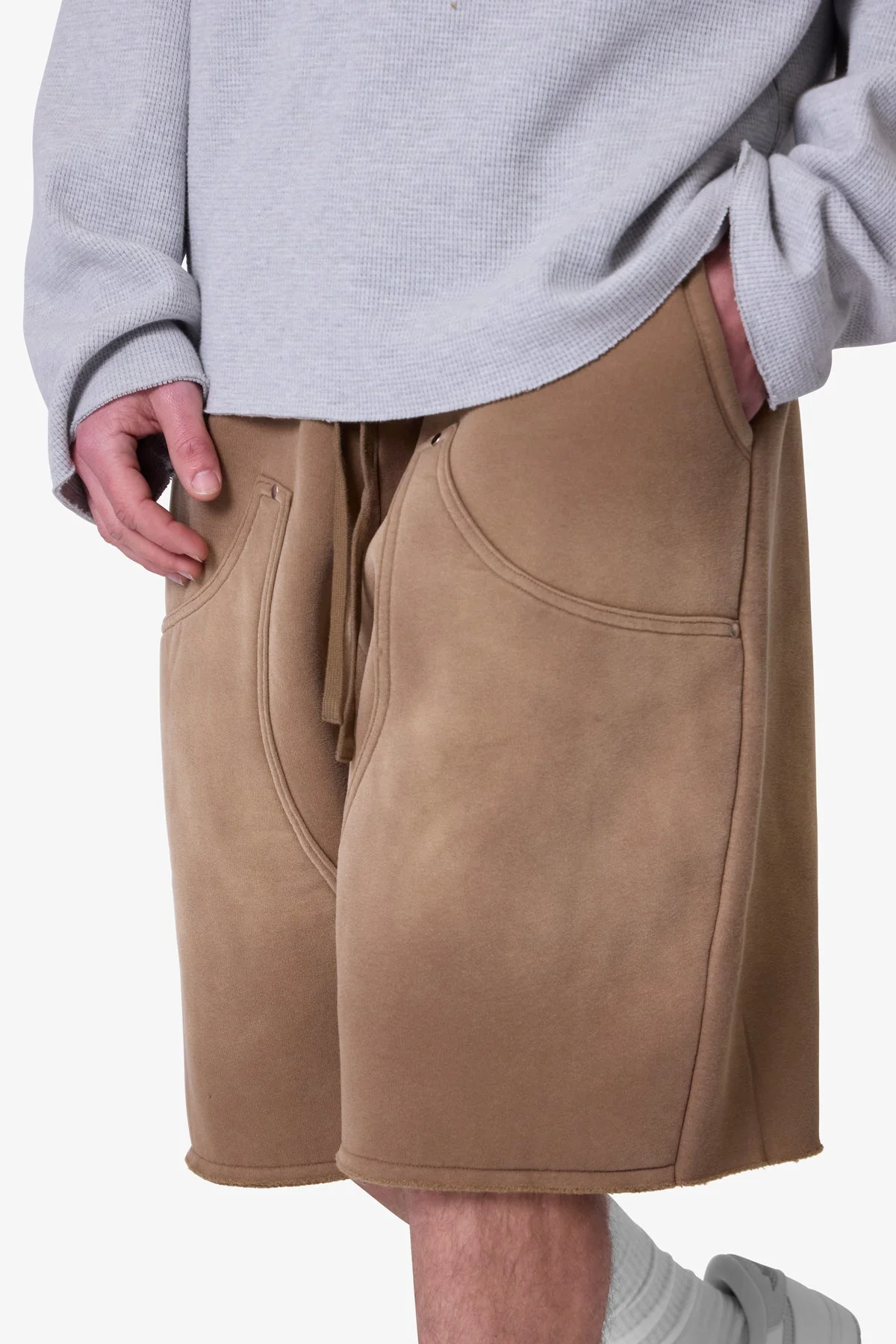 West Double Knee Sweatshorts - Tan