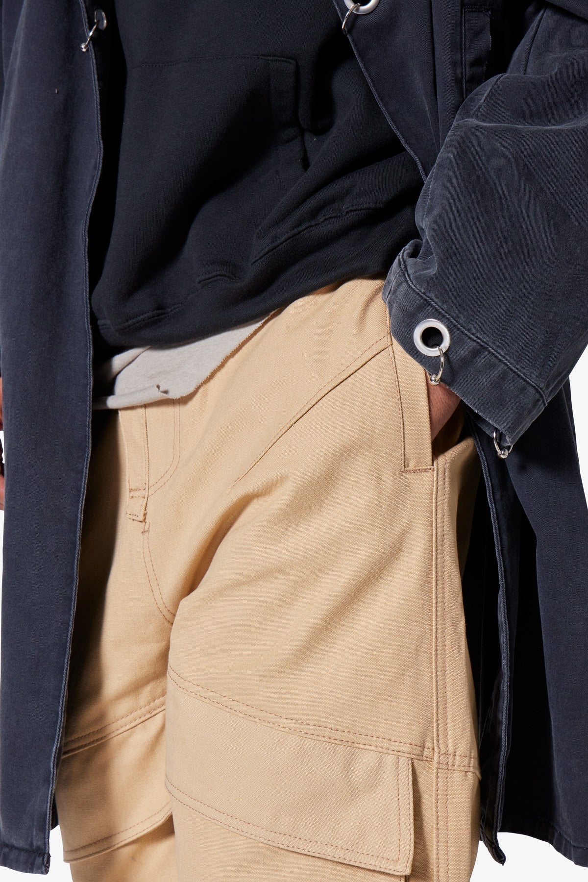 Rusted Trench Coat - Black