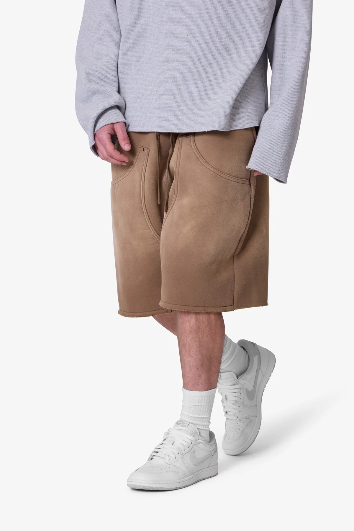 West Double Knee Sweatshorts - Tan