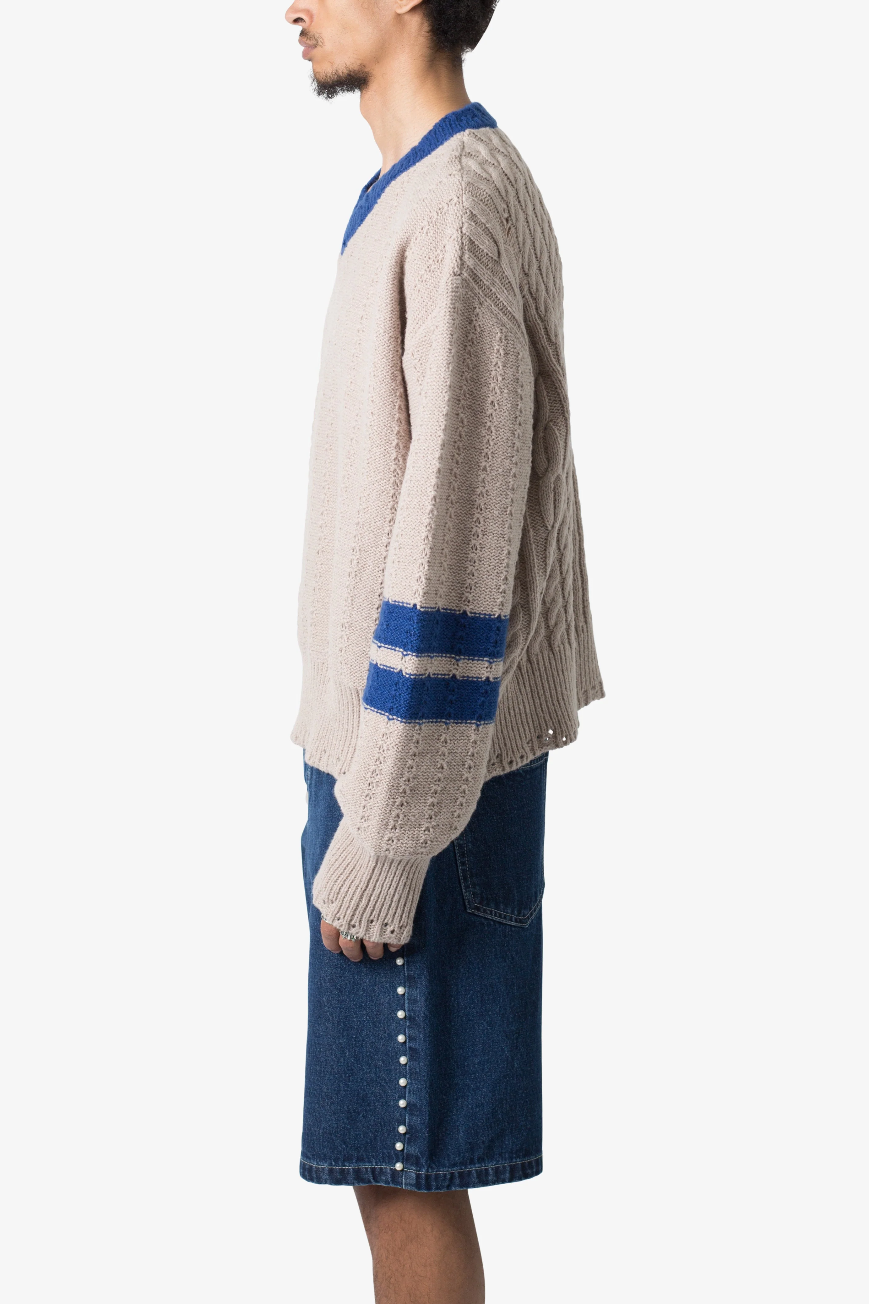Varsity V Neck Sweater - Off White/Blue