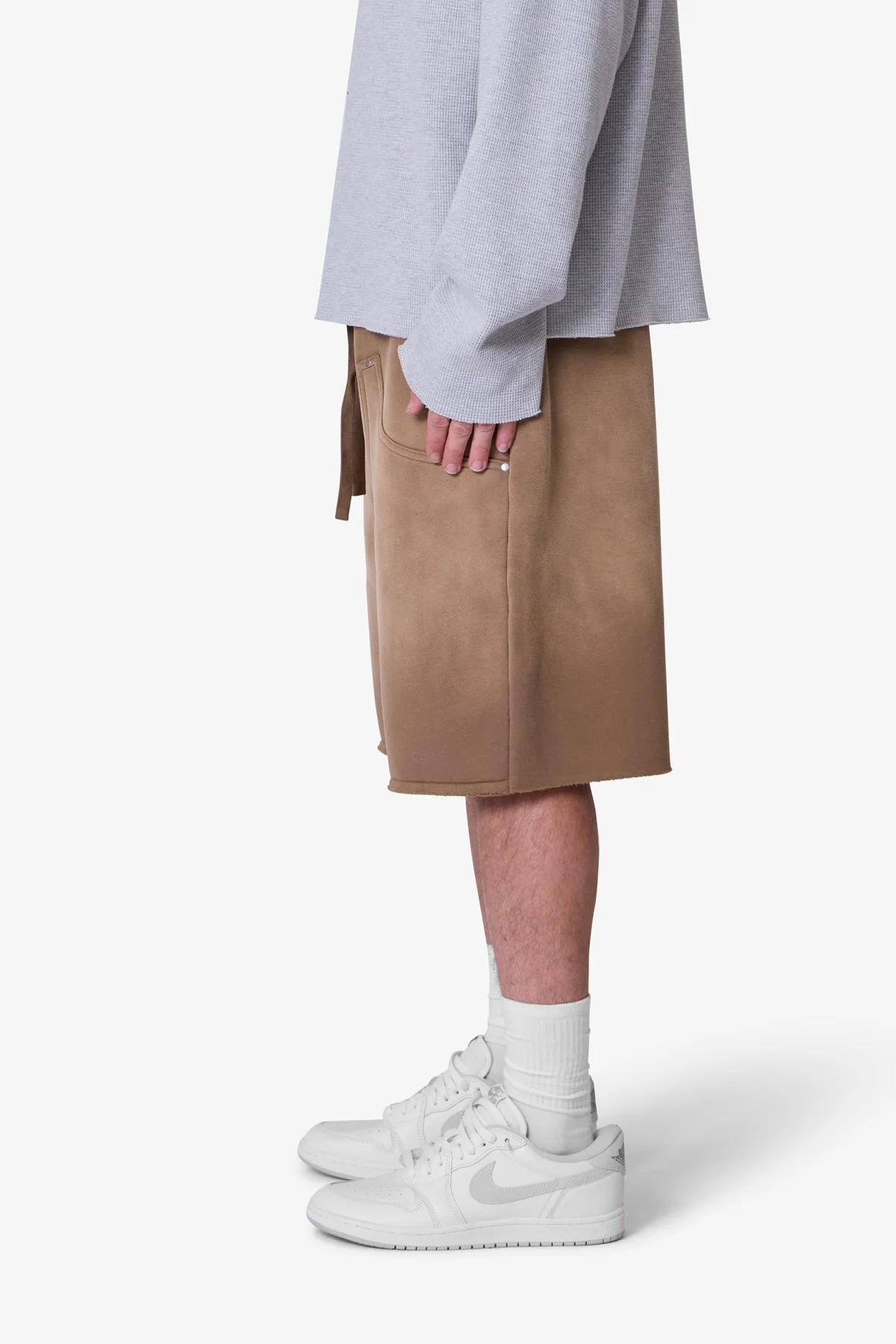 West Double Knee Sweatshorts - Tan