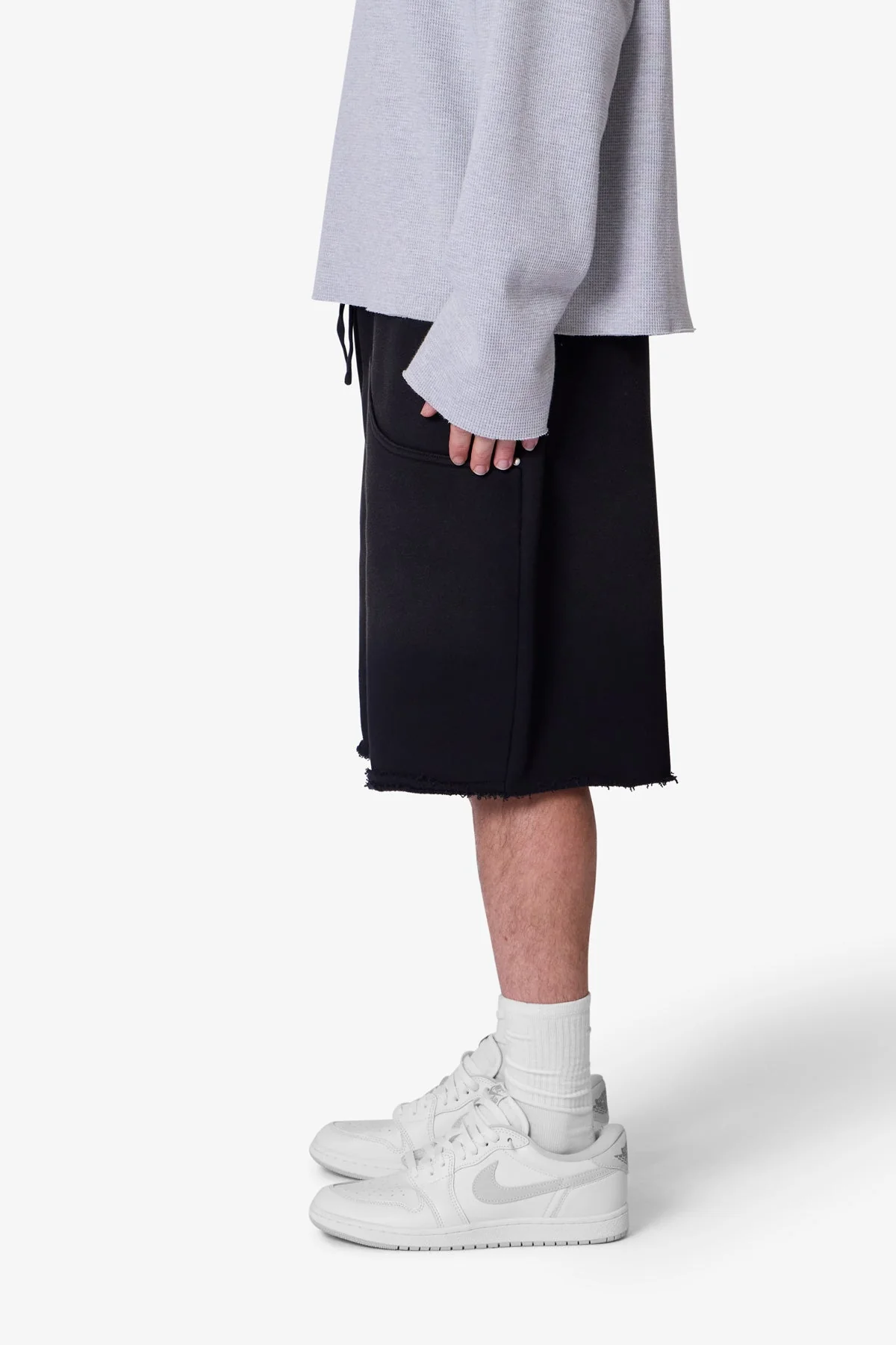 West Double Knee Sweatshorts - Washed Black