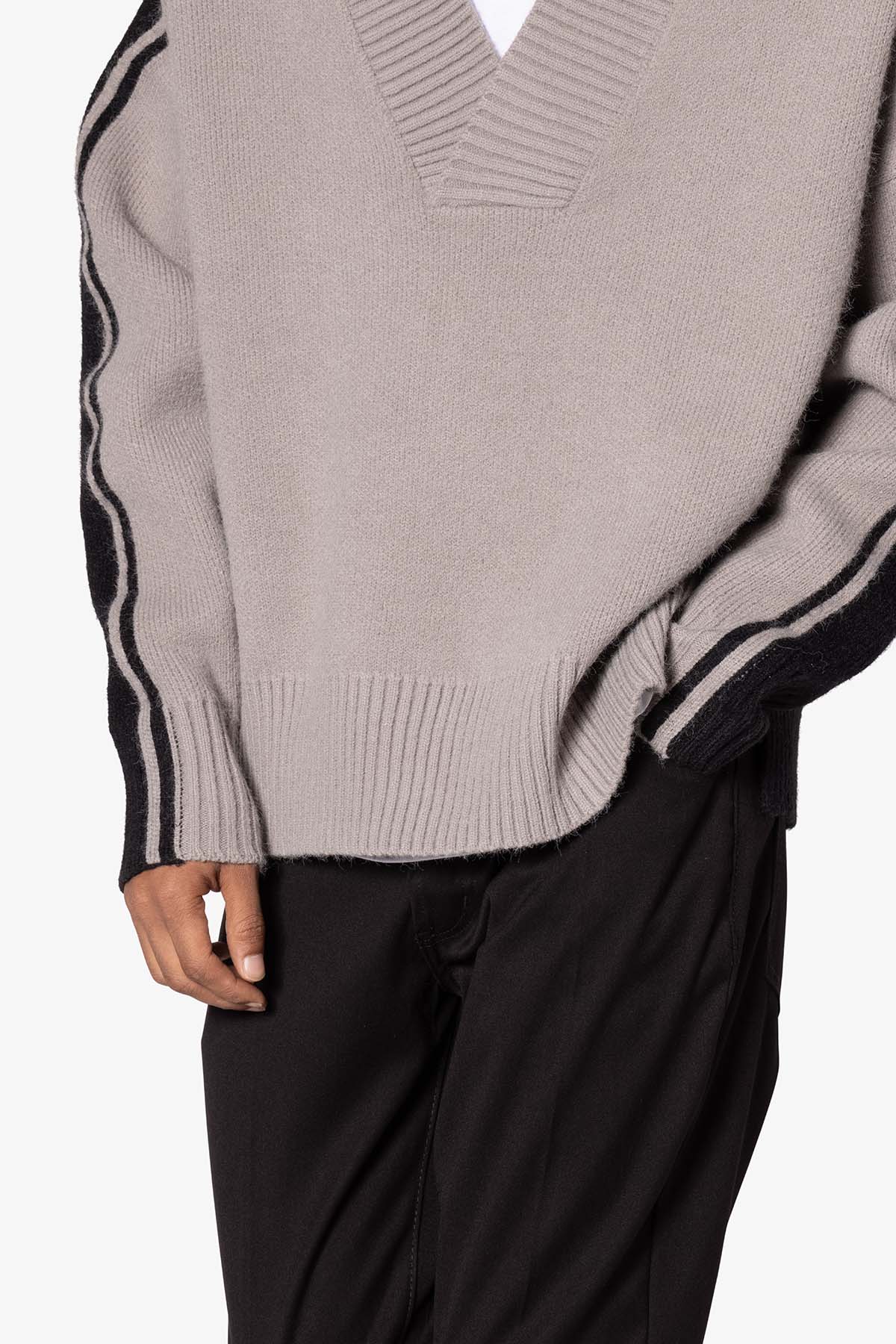 University Sweater - Black/Grey